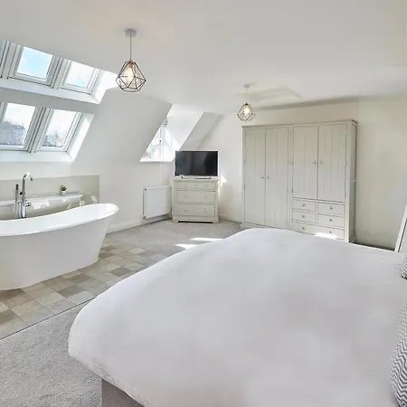 Host & - Soda Prázdninový dům